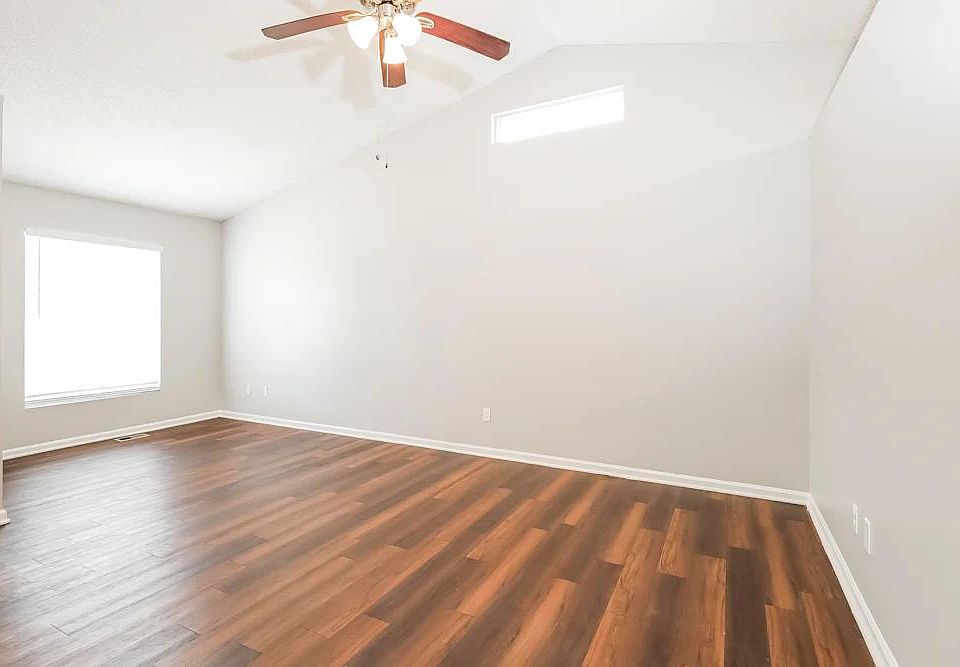 1st image of 111 Wayne Ave