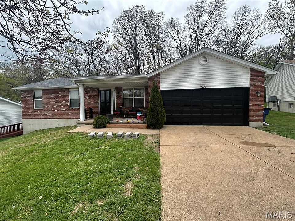 1st image of 1071 Eagle Valley Dr