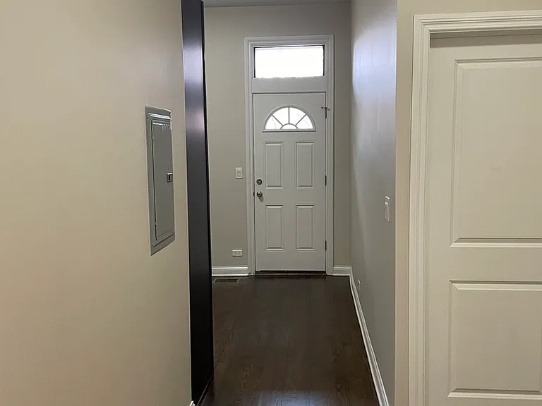 1756 W Montrose Ave #1E — Photo 28