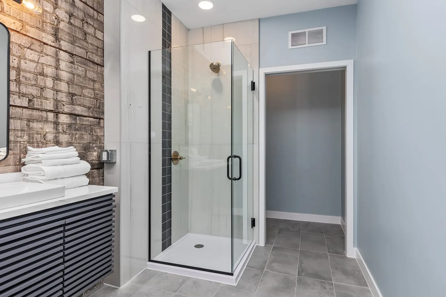 Studio, 1.0 bath, 290 sqft, $3,403 — Photo 4