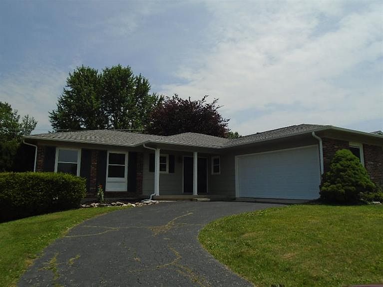 1st image of 729 Damel Ct