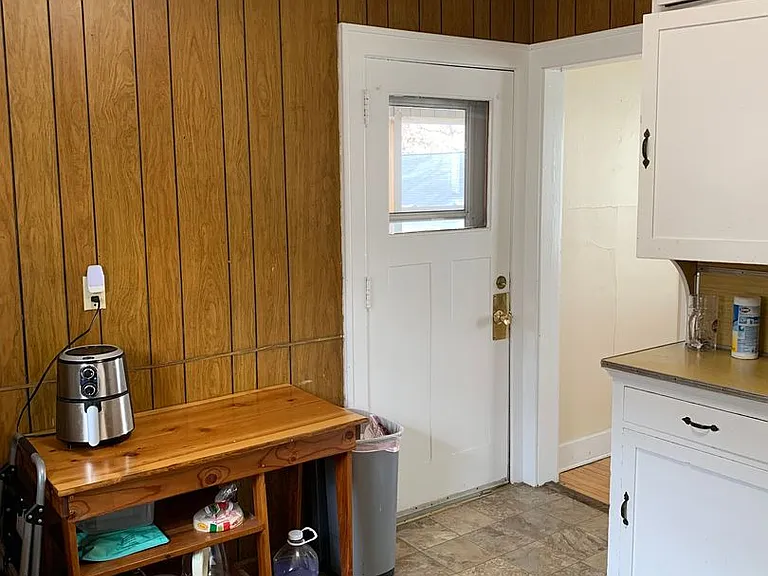 1614 Adams St — Photo 10
