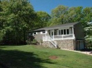 10 Whitty Rd, Kinnelon, NJ 07405