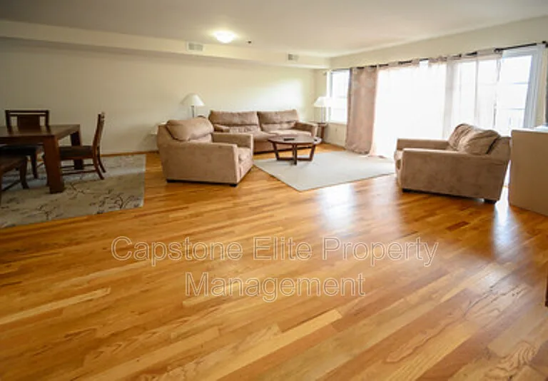 117 Hudson St #2-2-3 — Photo 5