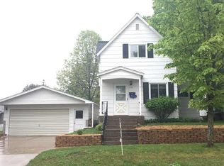 818 Section St, Norway, MI 49870