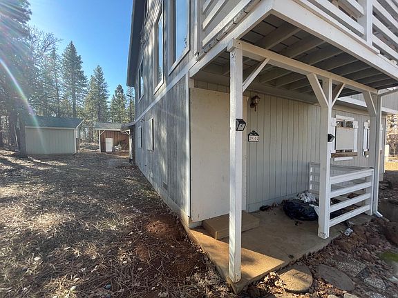 2nd image of 29352 Roads End Rd