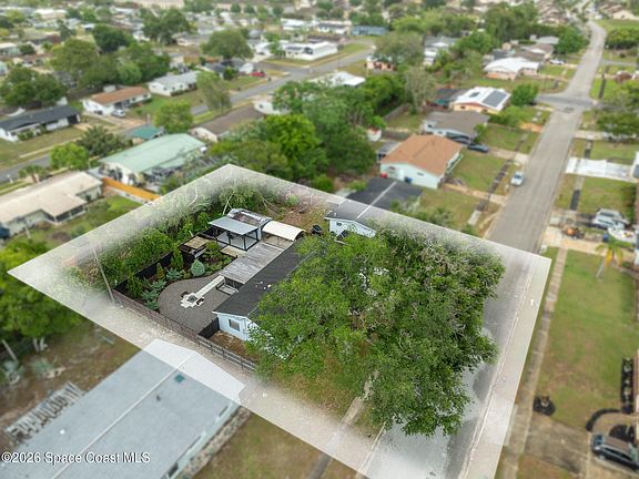 3rd image of 920 Margie Dr