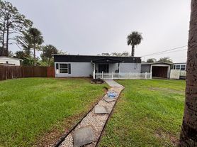 175 Niver Street, 175