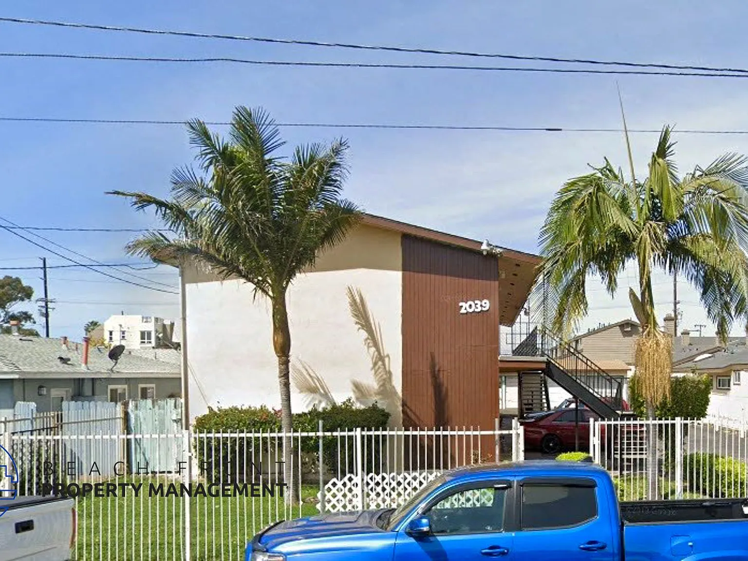2039 Wallace Ave. — Photo 1
