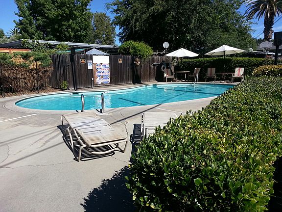 4th image of 2950 Marconi Ave APT 203