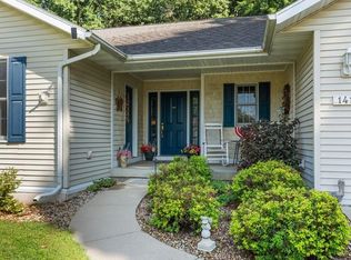 1417 Ridgeview Dr, Reedsburg, WI 53959