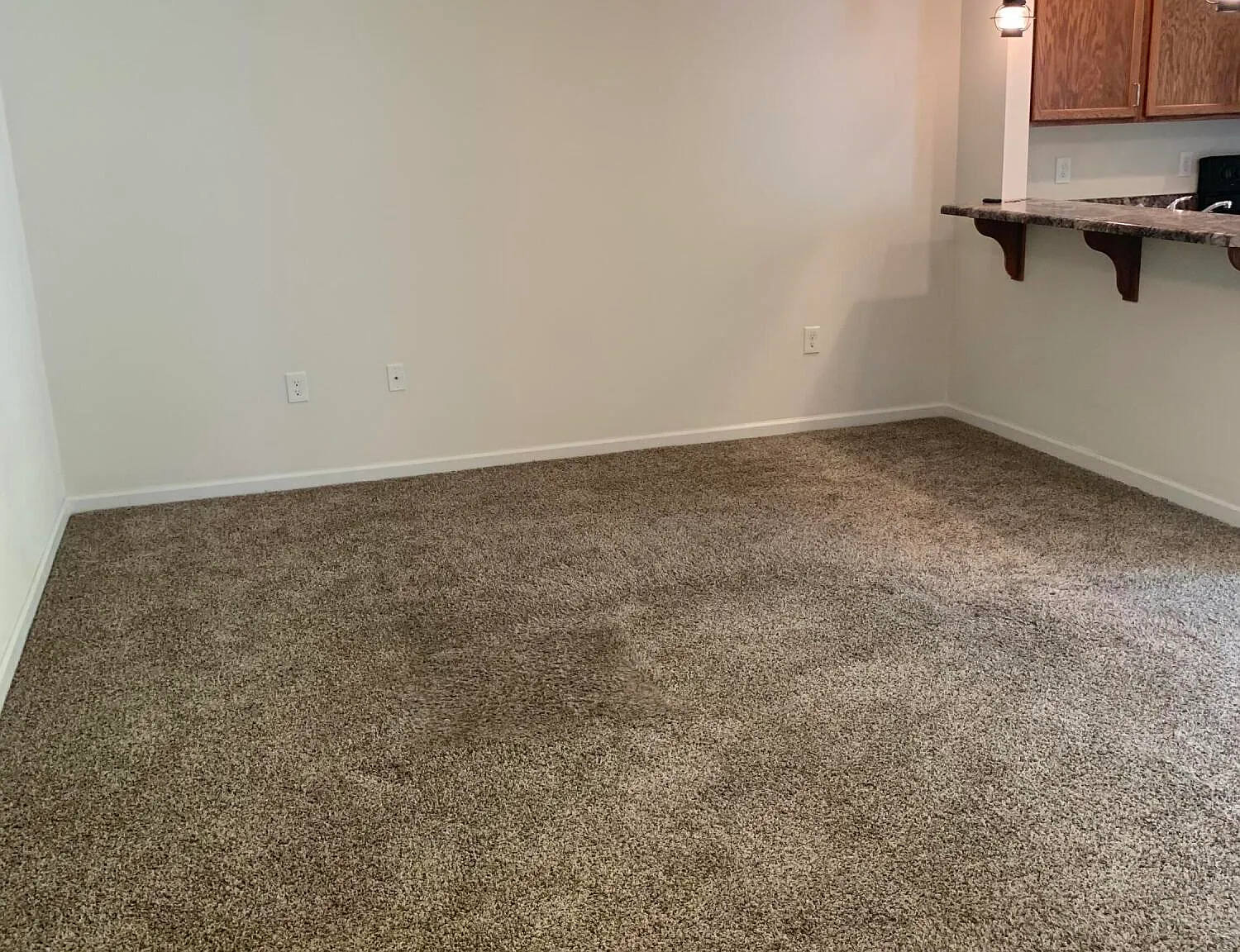 3 bed, 2.5 bath, 1452 sqft, $1,749 — Photo 4