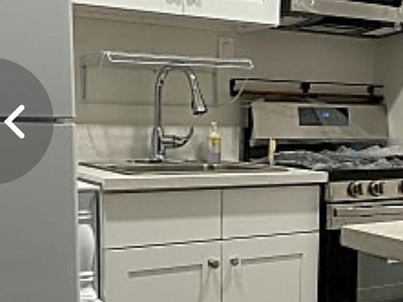 5th image of 7327 Fullbright Ave #1