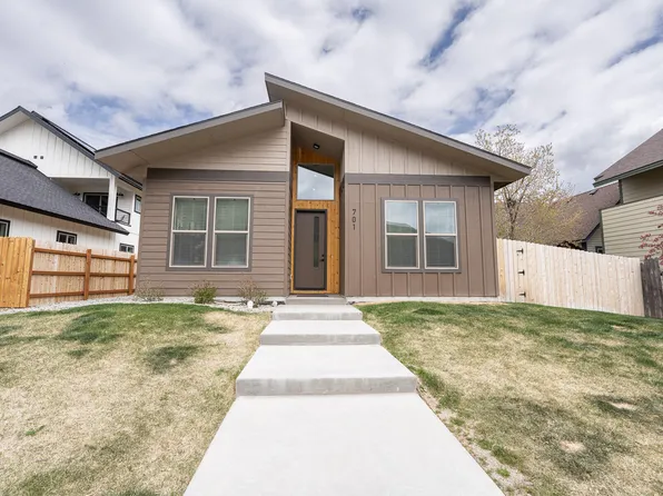 701 N 2nd Ave, Hailey, ID 83333