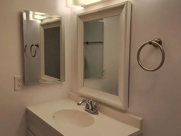 321 W Park Dr #201-12 — Photo 10