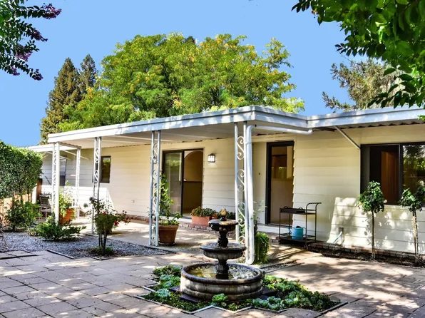 42 Laguna Seca Court, St. Helena, CA 94574