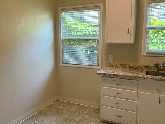 5th image of 1151 Noel Dr #1143