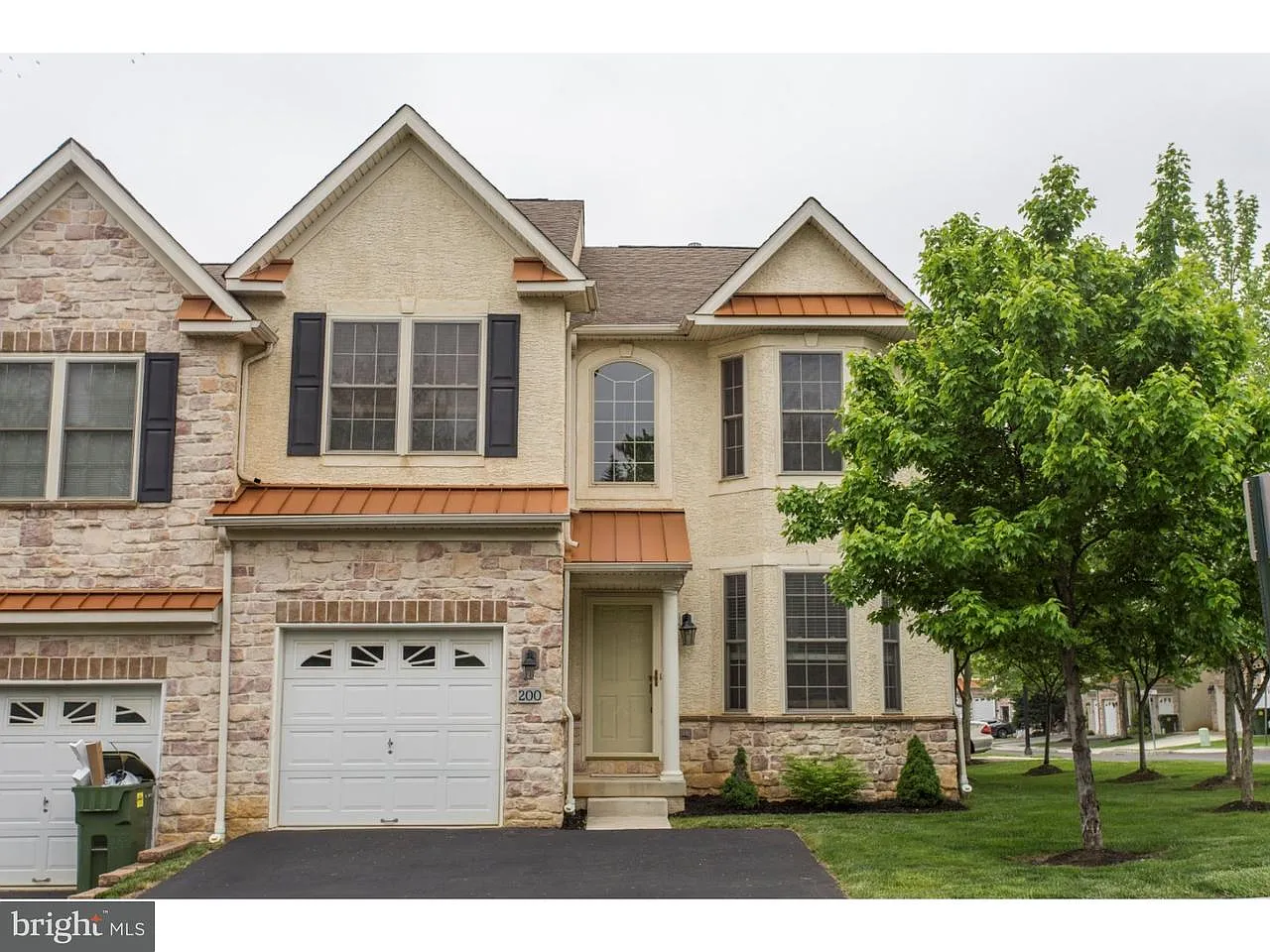 200 Clubhouse Ct photo 1