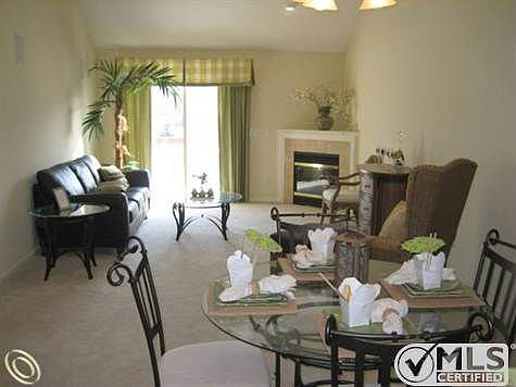 Home similar to model photo