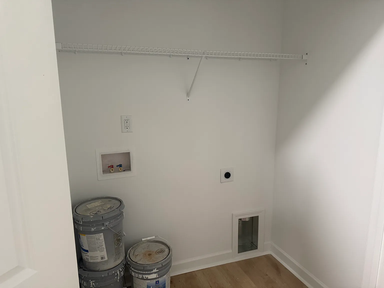 1509 Collinston Dr — Photo 3