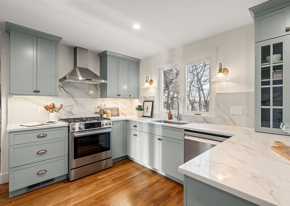 1st image of 632 Neponset St