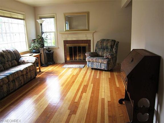 3rd image of 2333 15th St