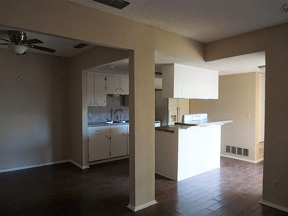 3rd image of 1901 Wenonah Ave APT A