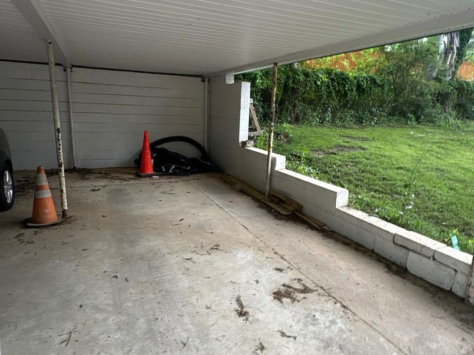 1st image of 406 Charteroak St