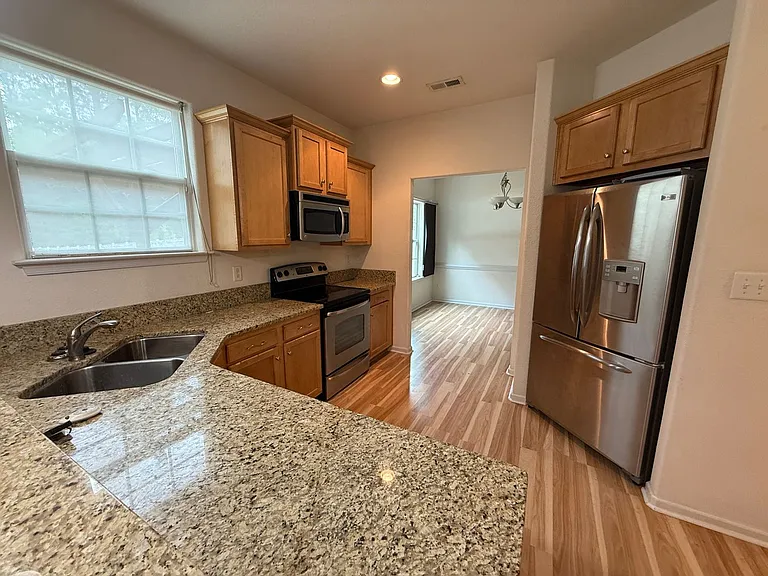 1204 Monarch Reach — Photo 2