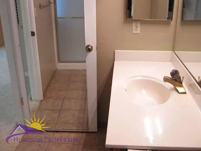 2030 Moontree Dr — Photo 23