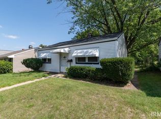 2022 Gertrude St, South Bend, IN 46613