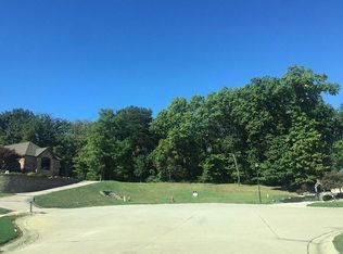 4012 Forest View Dr, Edwardsville, IL 62025