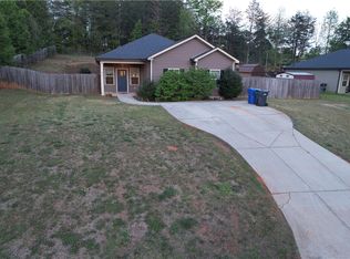 311 S Plainview Dr, Greenville, SC 29611