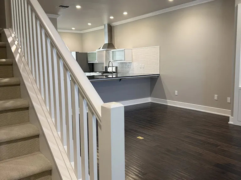 515 G St — Photo 12