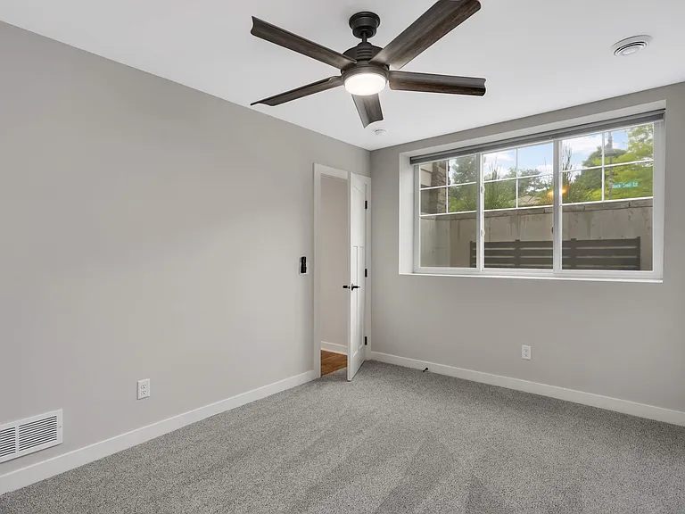15590 Duck Trail Ln — Photo 35
