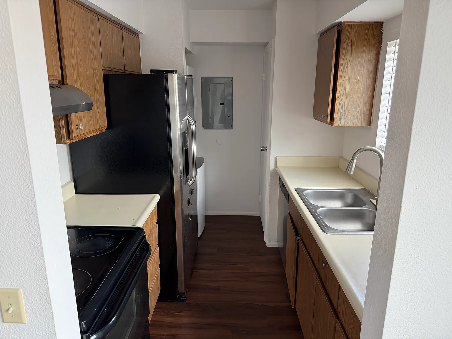 3469 N Fremont Ave — Photo 3