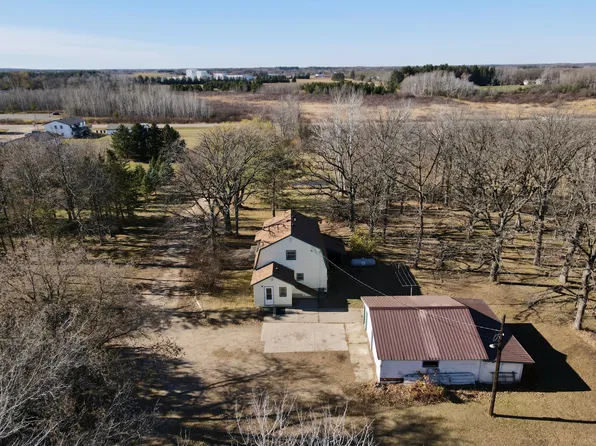 820 11th St NW, Wadena, MN 56482