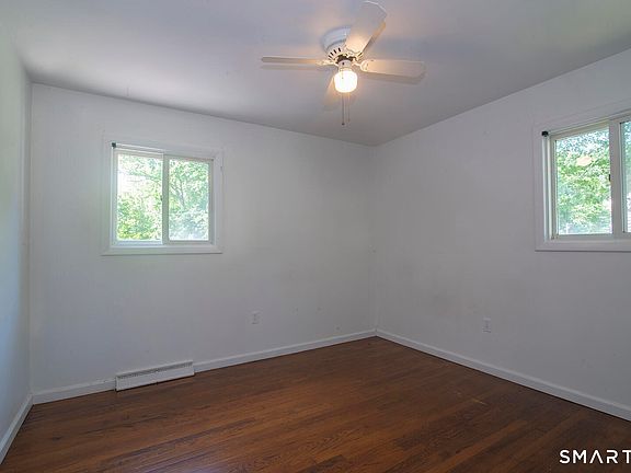 4th image of 33 Shawondassee Drive