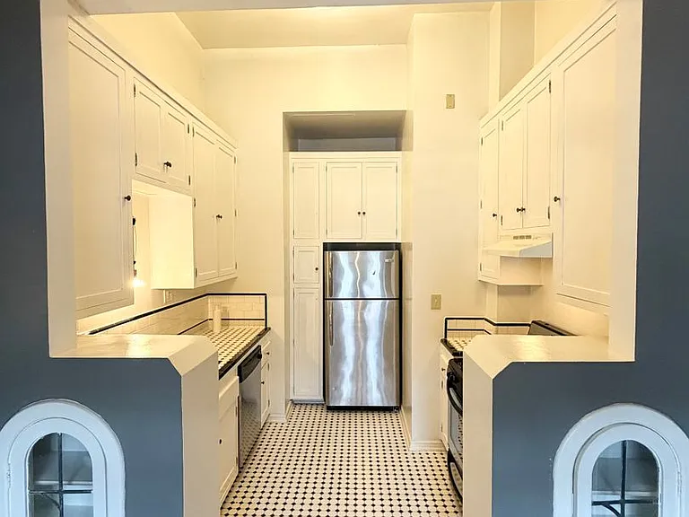 Los Altos A Legendary Residence at 4121 Wilshire Blvd — Photo 27