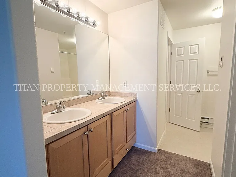 10871 SW Canterbury Ln #204 — Photo 12
