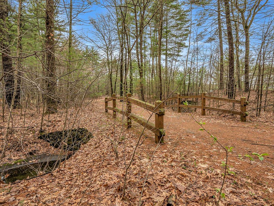 Hollis Crossing Apartments Nashua, NH Zillow