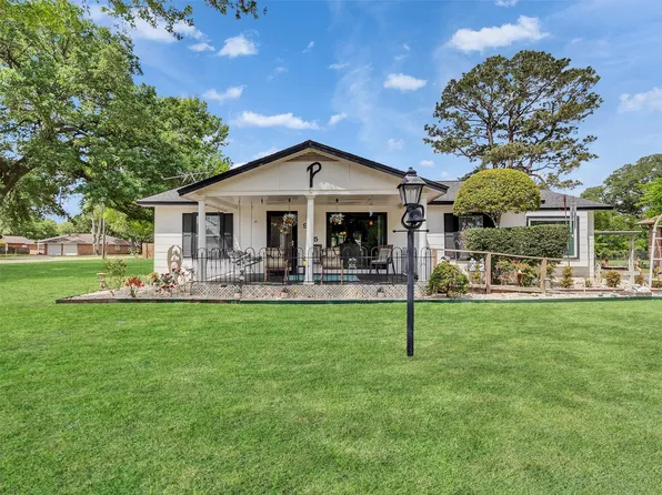 905 Bartlett Rd, Katy, TX 77493