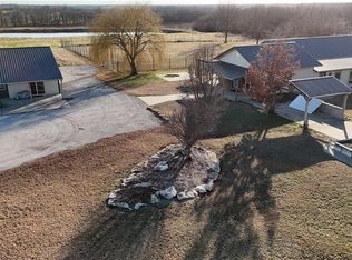 2555 22000th Rd, Mc Cune, KS 66753