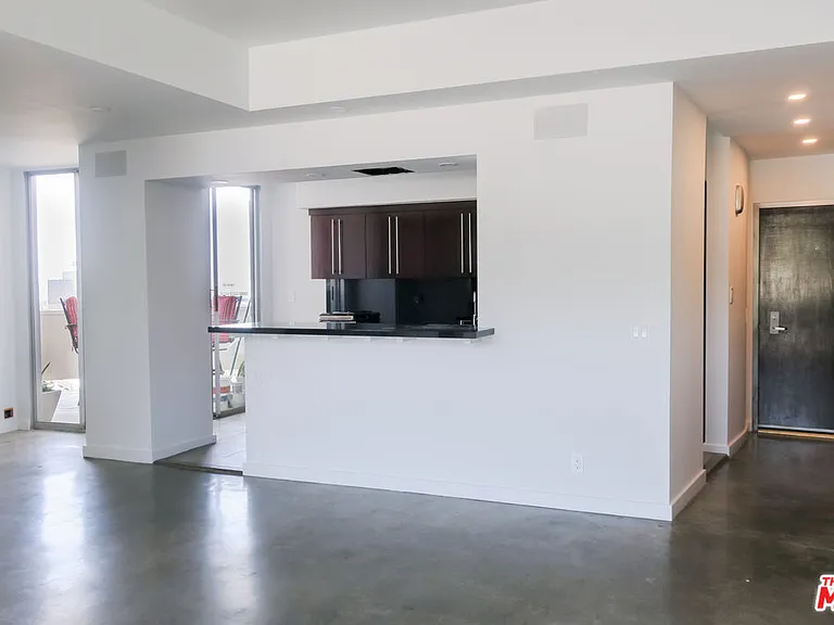 7250 Franklin Ave #801 — Photo 7