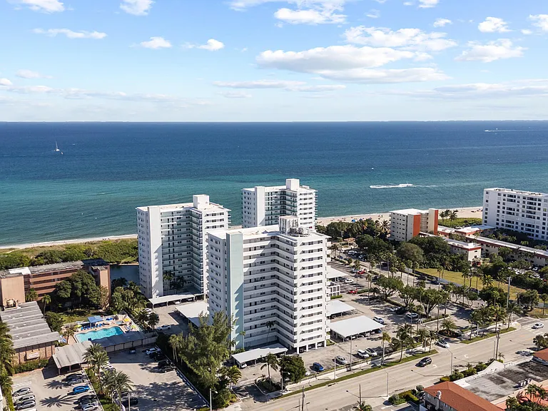 1630 N Ocean Blvd #812 — Photo 32