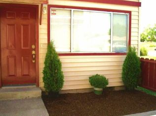 241 Martin St APT A, Klamath Falls, OR 97601