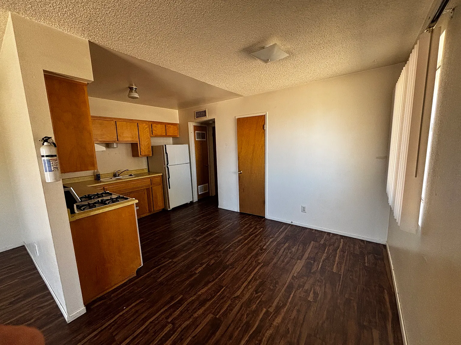 1 bed, 700 sqft, $850 — Photo 3