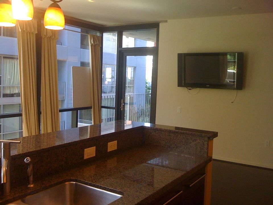 1st image of 350 11th Ave Unit 324