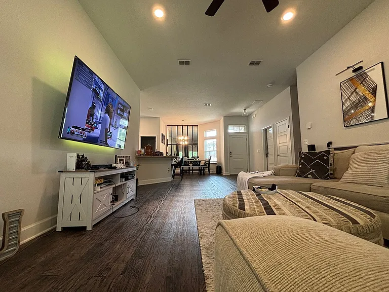 8112 Helmsley Blvd — Photo 10