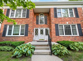 1250 Trailwood Path, Bloomfield Hills, MI 48301